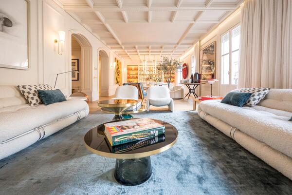 A contemporary gem in Recoletos
